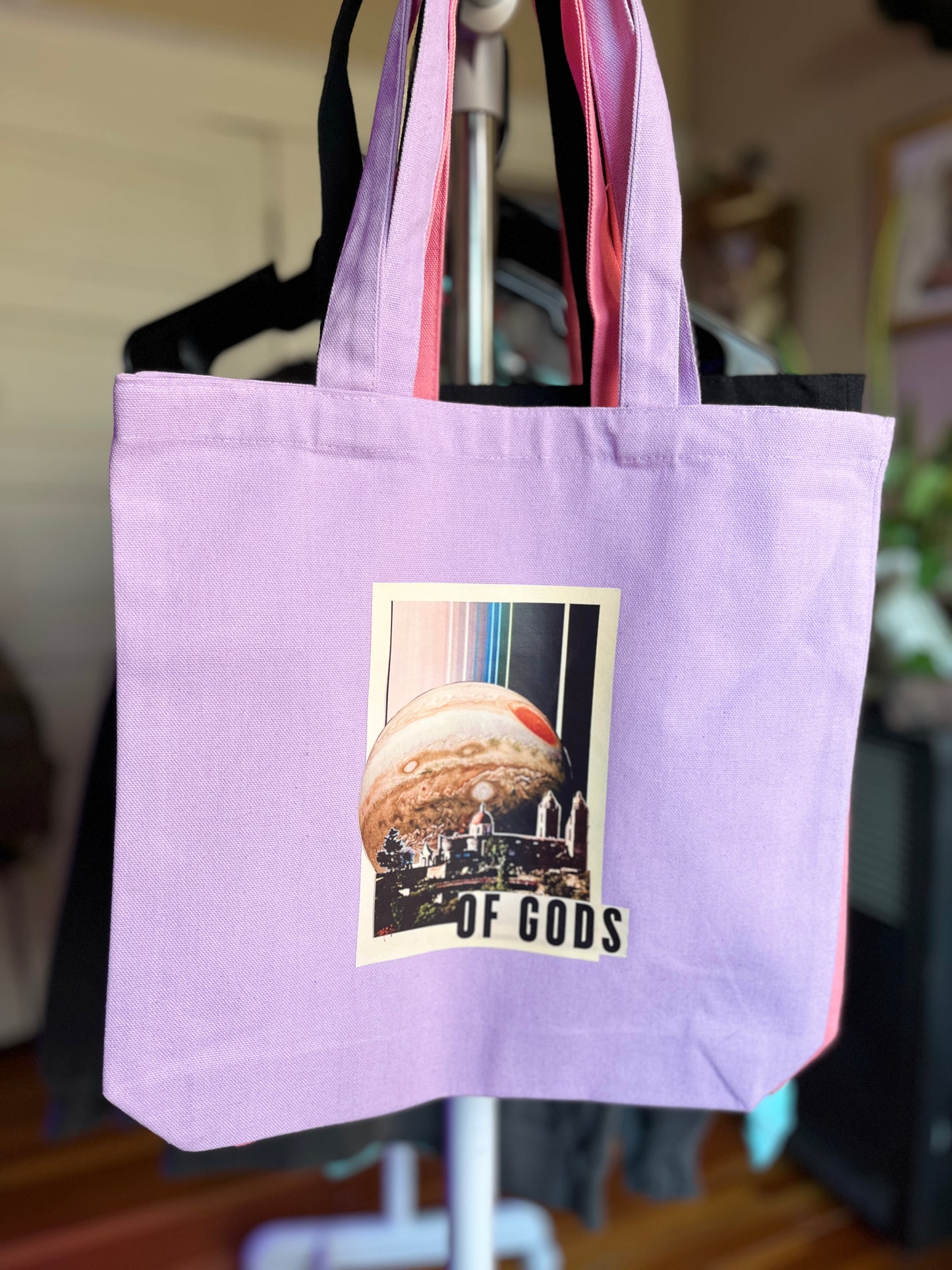 Tote- Of Gods